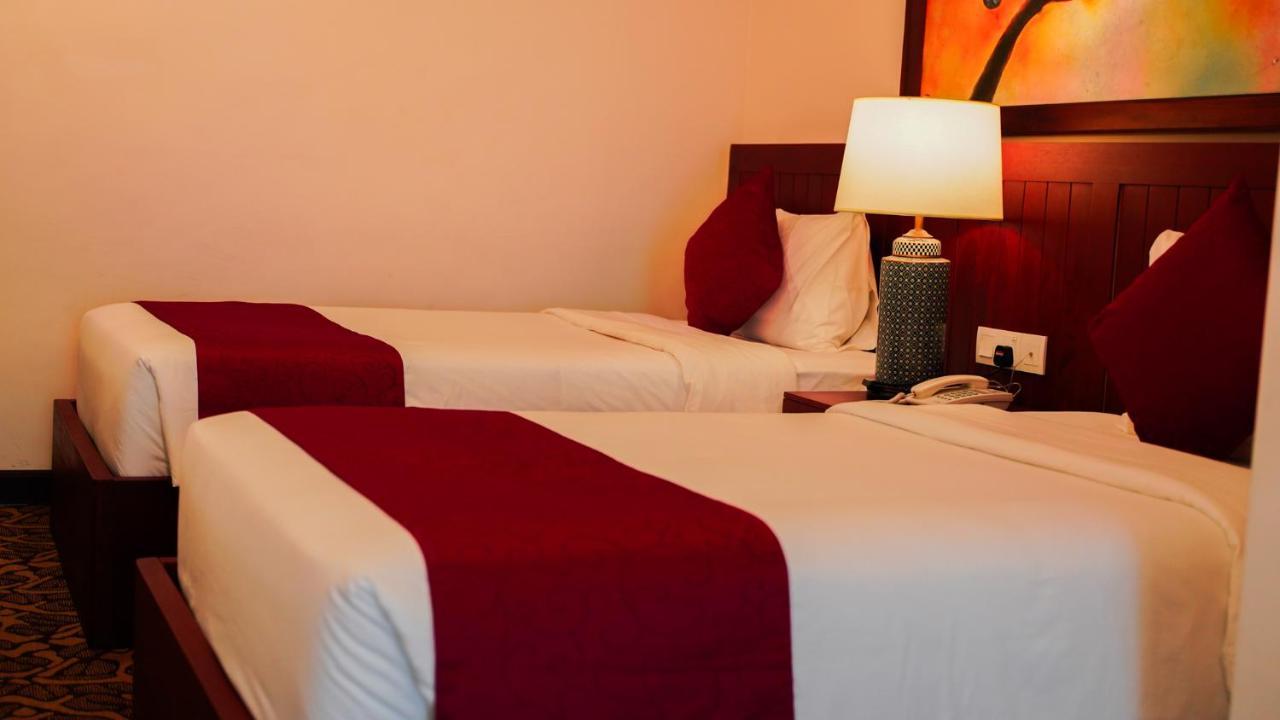 Kaizen Hotel & Suites Melaka Kültér fotó