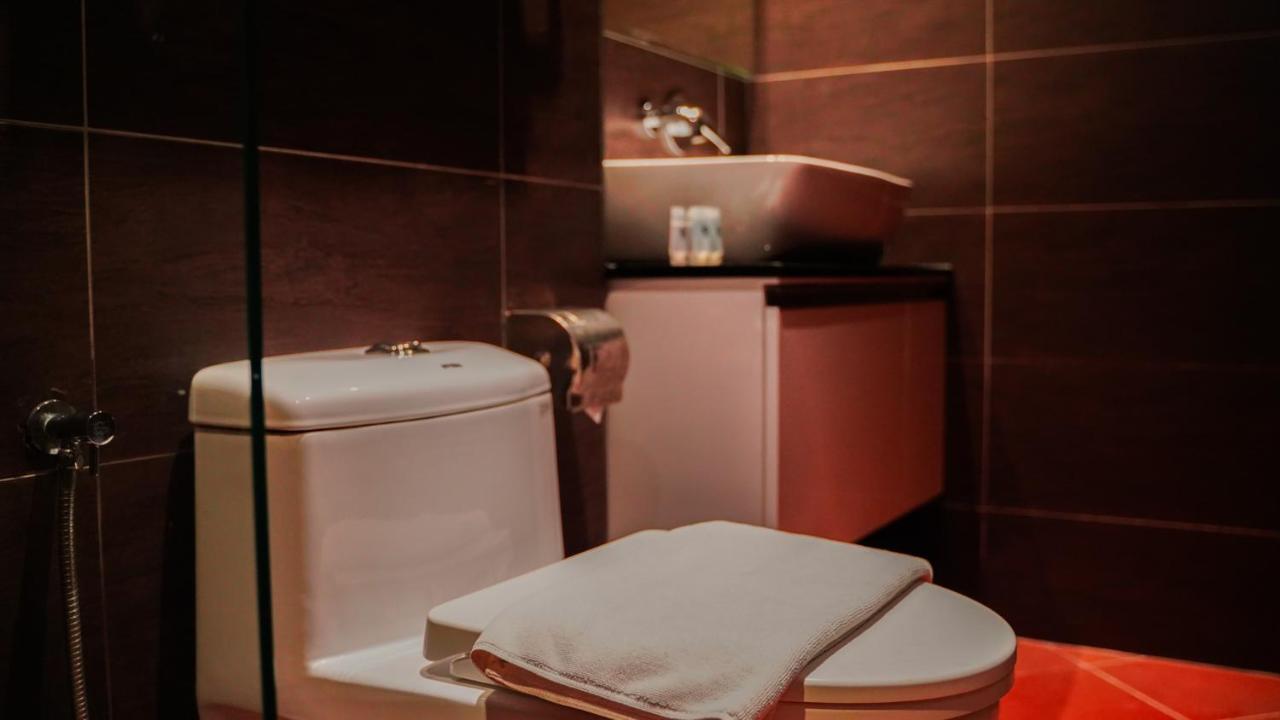 Kaizen Hotel & Suites Melaka Kültér fotó